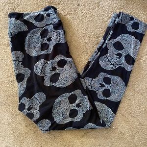 LulaRoe Sugar Skull Leggings